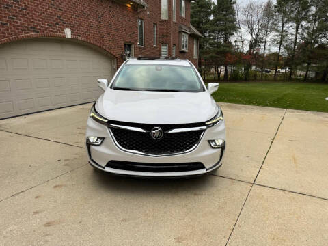 2022 Buick Enclave Essence