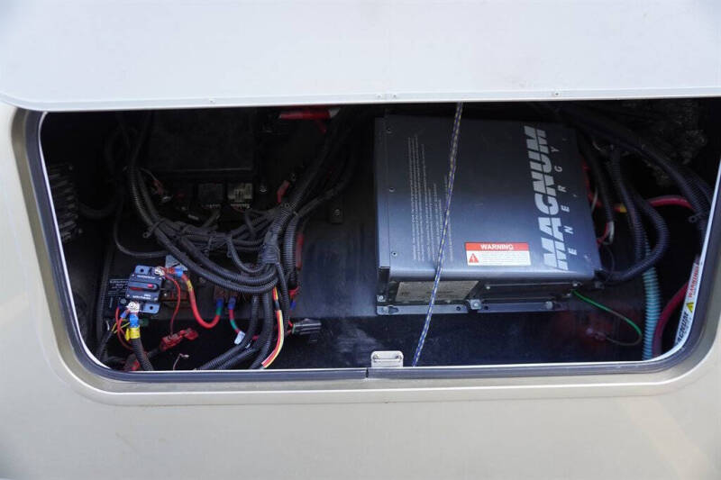 2015 Freightliner XCS Chassis