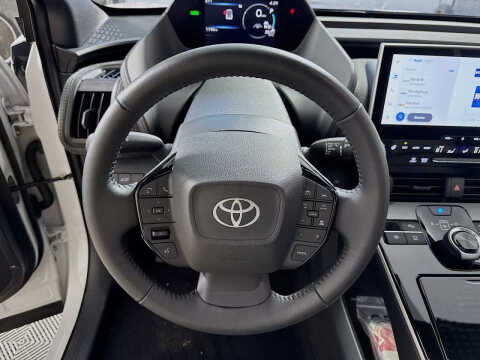 2025 Toyota bZ4X XLE