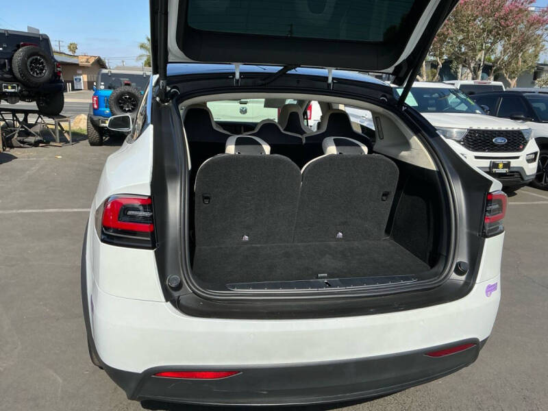 2019 Tesla Model X 75D
