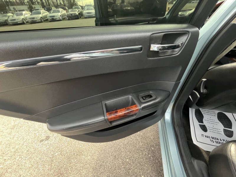 2008 Chrysler 300 C HEMI