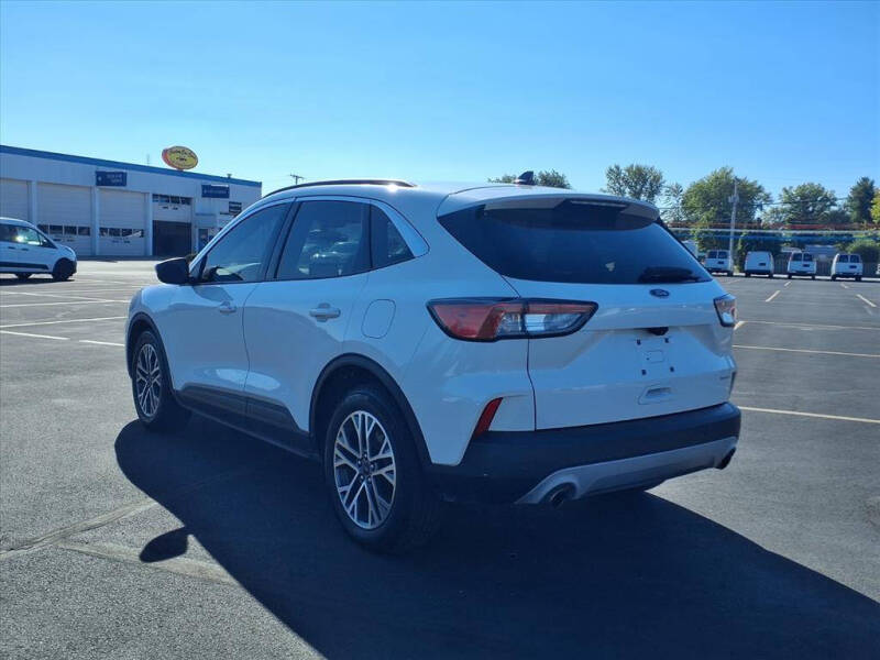 2020 Ford Escape SEL