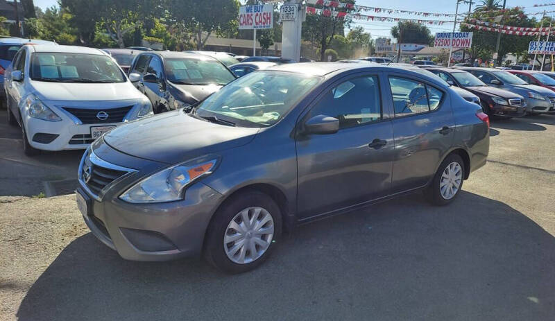 2016 Nissan Versa