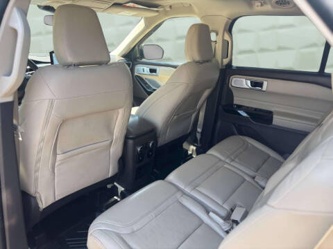 2021 Ford Explorer Platinum