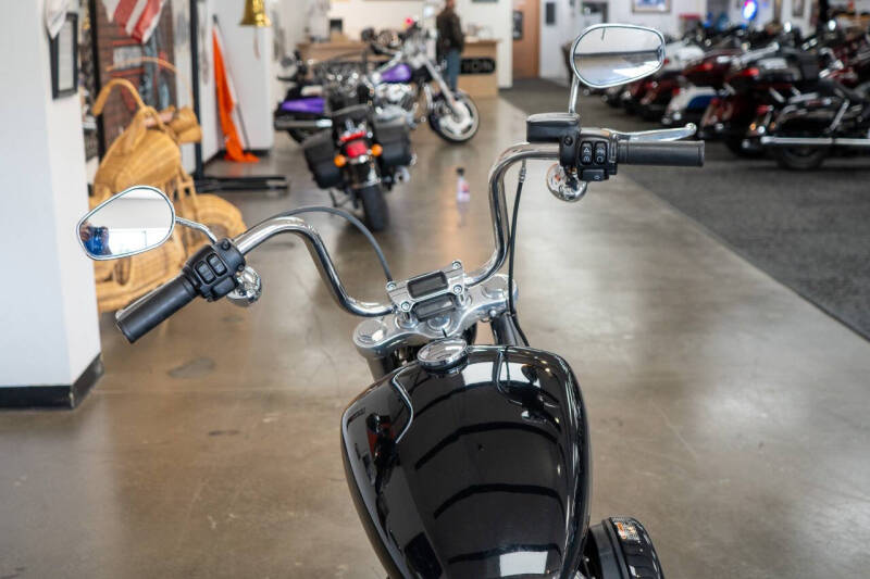 2021 Harley-Davidson Softail Standard