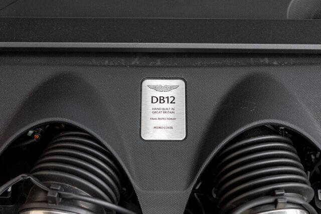2024 Aston Martin DB12 V8