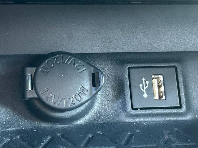 2025 Toyota RAV4 Hybrid XLE Premium