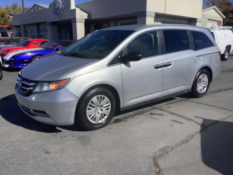 2015 Honda Odyssey LX's photo