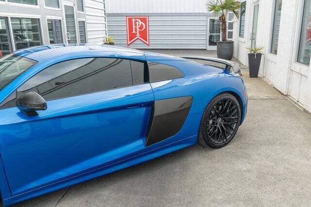 2017 Audi R8 10