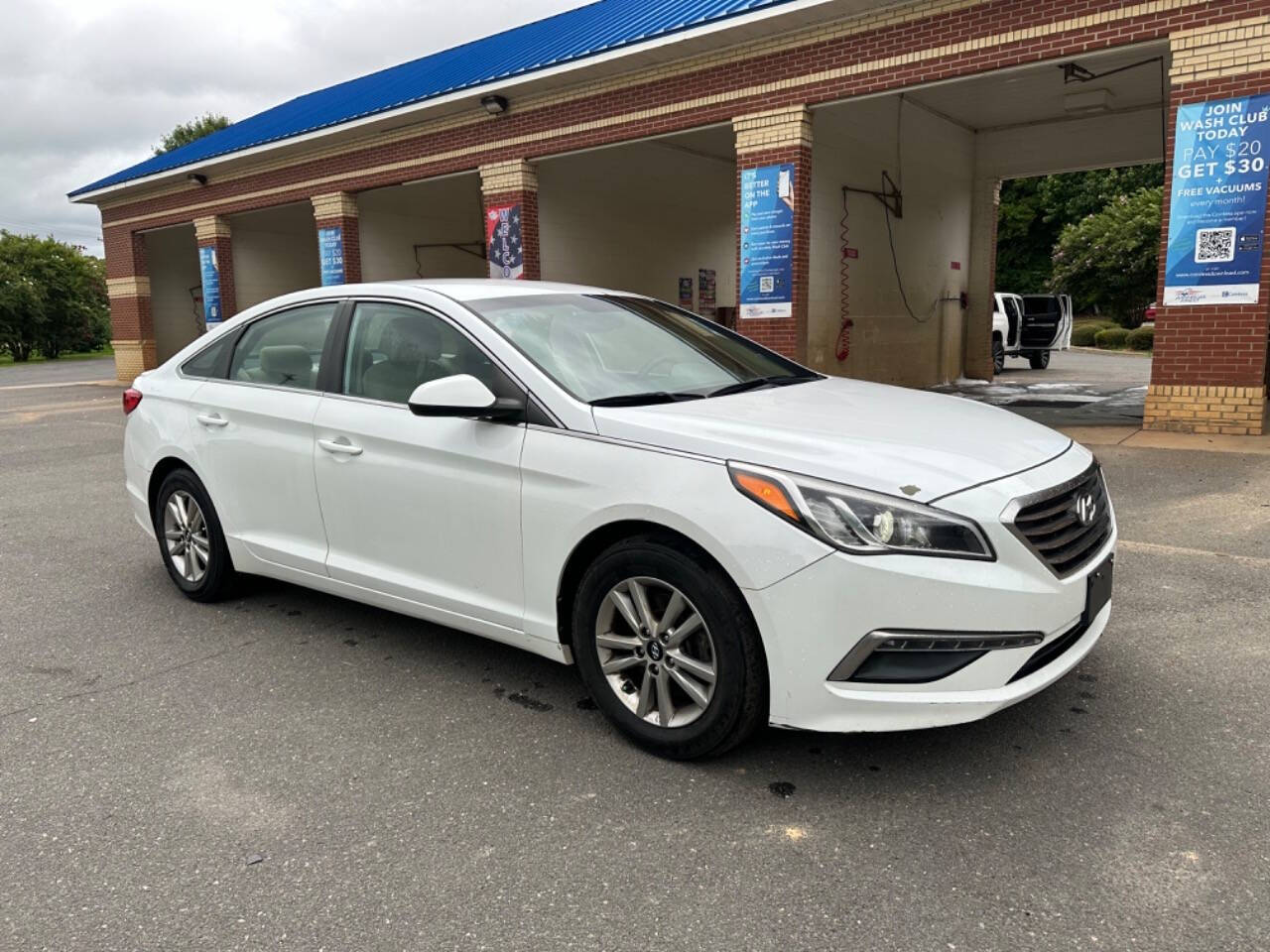 2015 Hyundai ELANTRA for sale at AUTO BEST in FORT MILL, SC