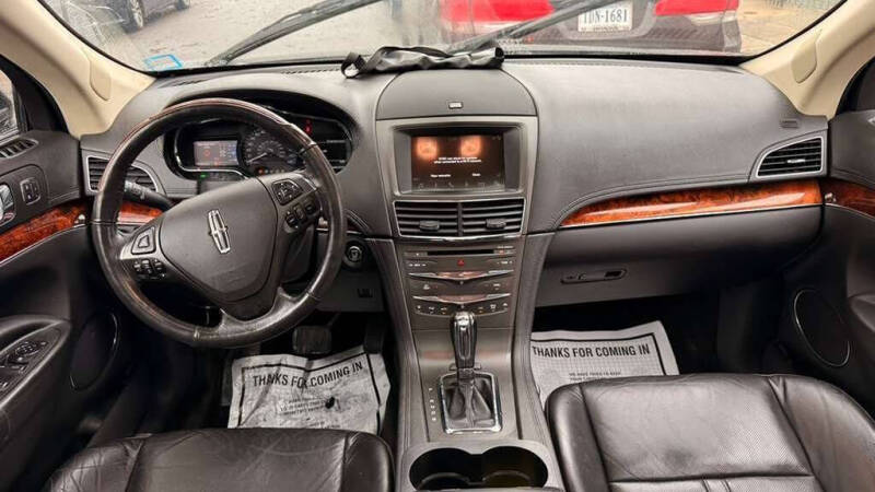 2018 Lincoln MKT Reserve