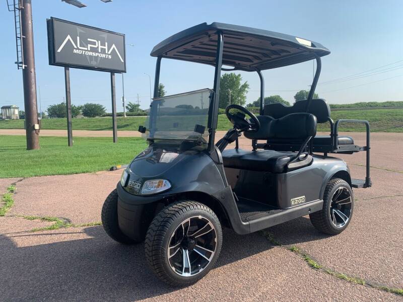 2017 E-Z-GO RXV for sale at Alpha Motorsports in Sioux Falls SD