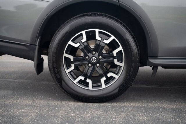 2020 Nissan Pathfinder SV