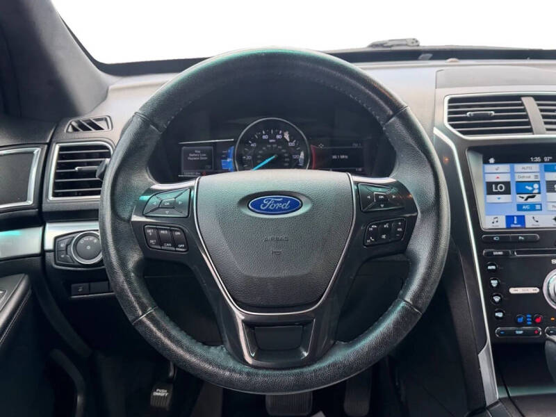 2017 Ford Explorer Limited