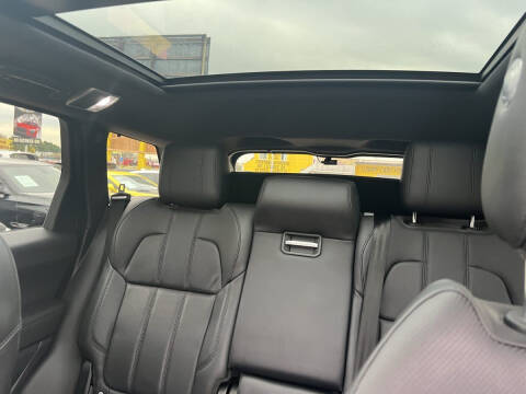 2017 Land Rover Range Rover Sport HSE