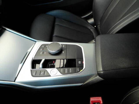 2024 BMW 3 Series 330i