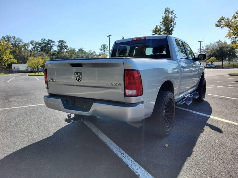 2017 RAM 1500 SLT