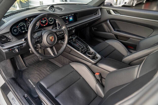 2021 Porsche 911 9