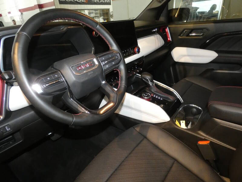 2023 GMC Canyon AT4X