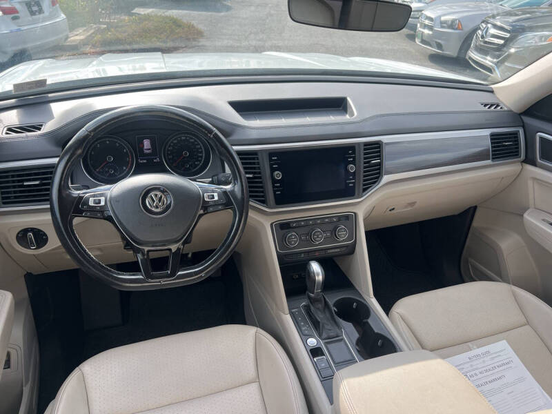 2018 Volkswagen Atlas SE w/Tech photo 10