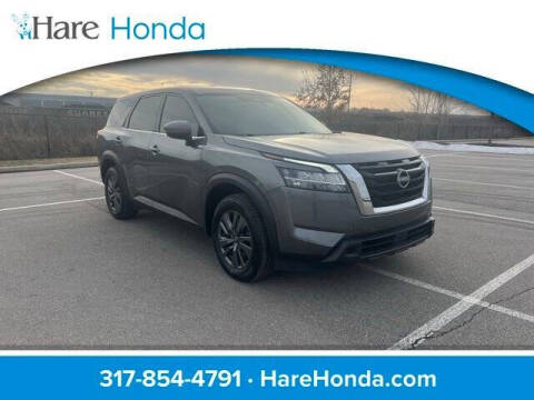 2022 Nissan Pathfinder S