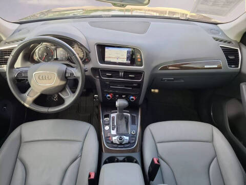 2015 Audi Q5 2.0T quattro Premium Plus