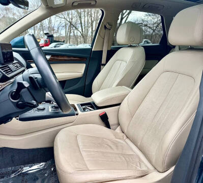 2018 Audi Q5 2.0T quattro Premium