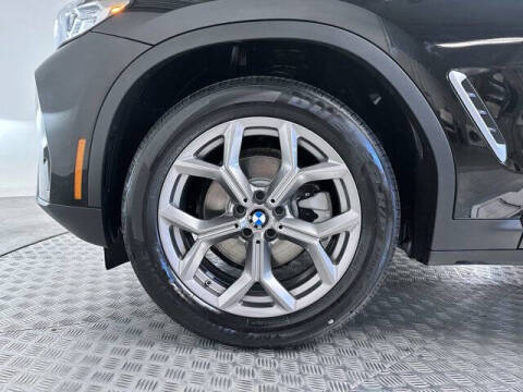 2023 BMW X4 xDrive30i