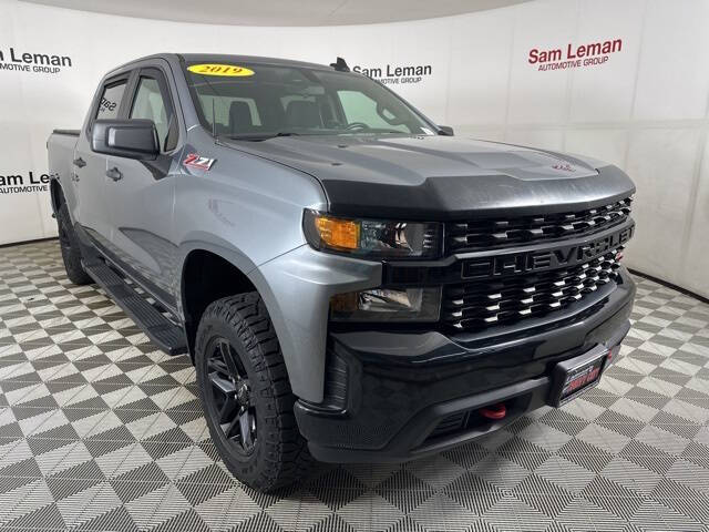 Used 2019 Chevrolet Silverado 1500 Custom with VIN 1GCPYCEF7KZ397047 for sale in Bloomington, IL