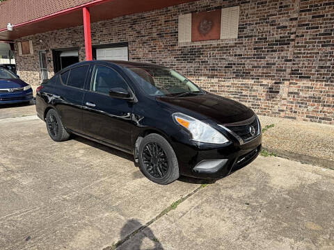 2015 Nissan Versa 1.6 S