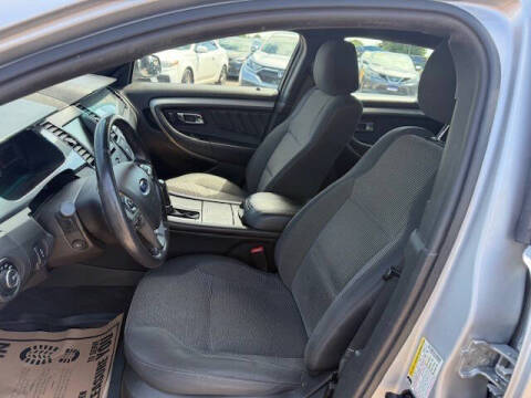 2015 Ford Taurus SEL