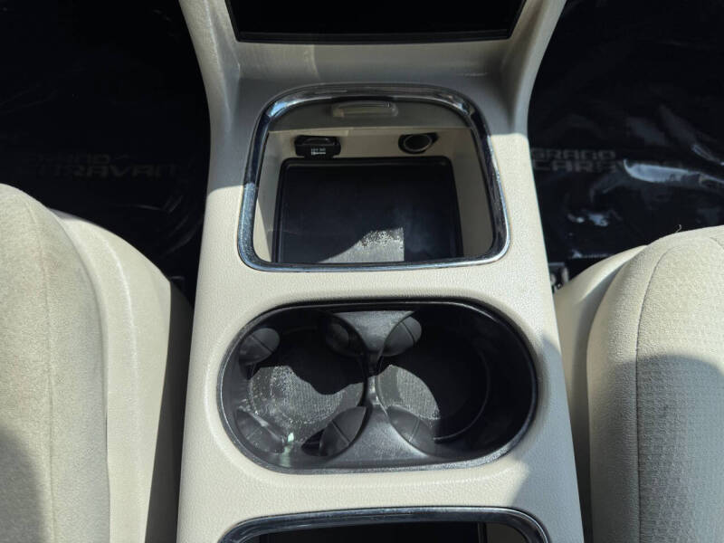 2011 Dodge Grand Caravan Crew