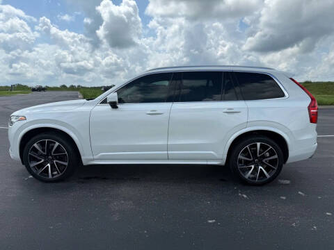 2020 Volvo XC90 T6 Momentum 6-Passenger