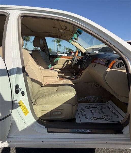 2004 Lexus LS 430