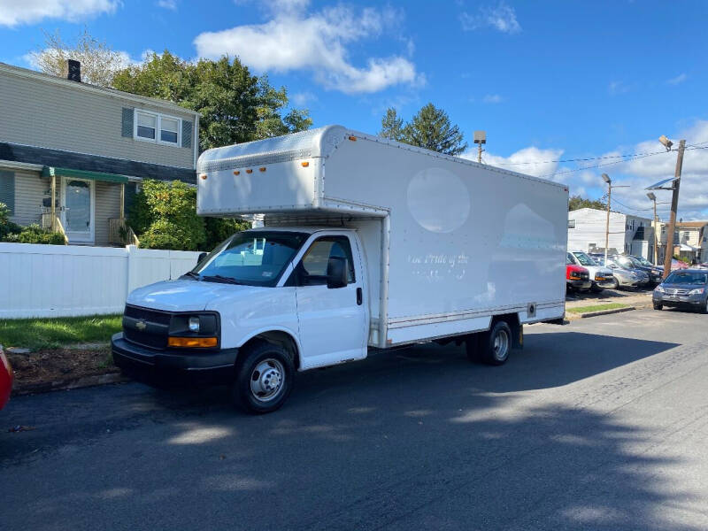 2014 chevy express cutaway