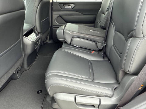 2026 Nissan Armada SV