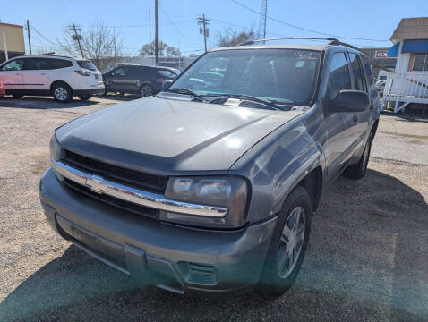2005 Chevrolet TrailBlazer for sale at Jerry Allen Motor Co in Beaumont TX