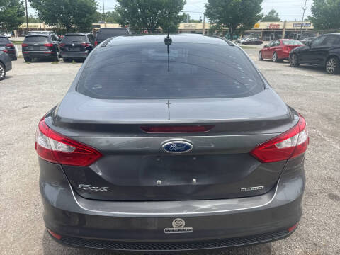 2014 Ford Focus S
