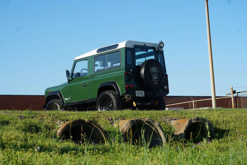 2000 Land Rover Defender