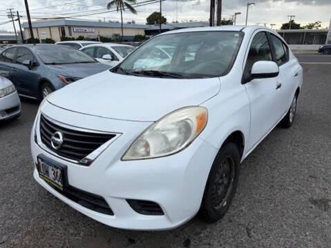 2014 Nissan Versa 1.6 SV