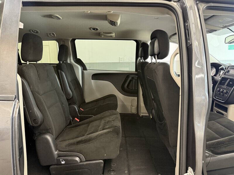2016 Dodge Grand Caravan American Value Package