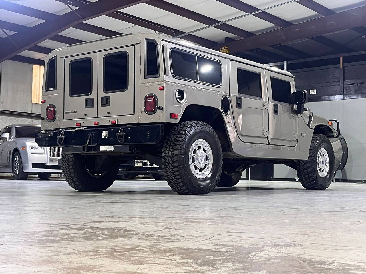 2003 HUMMER H1 for sale at Carnival Car Company in Victoria, TX