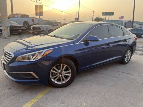 2016 Hyundai Sonata for sale at FREDY USED CAR SALES in Houston TX