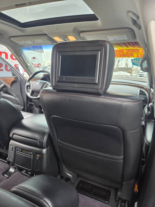 2017 Nissan Armada Platinum