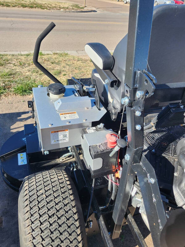 2025 Dixie Chopper XCALIBER 4074VGE
