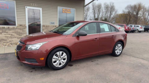 2012 Chevrolet Cruze for sale at VIKING CAR CREDIT in Worthington MN