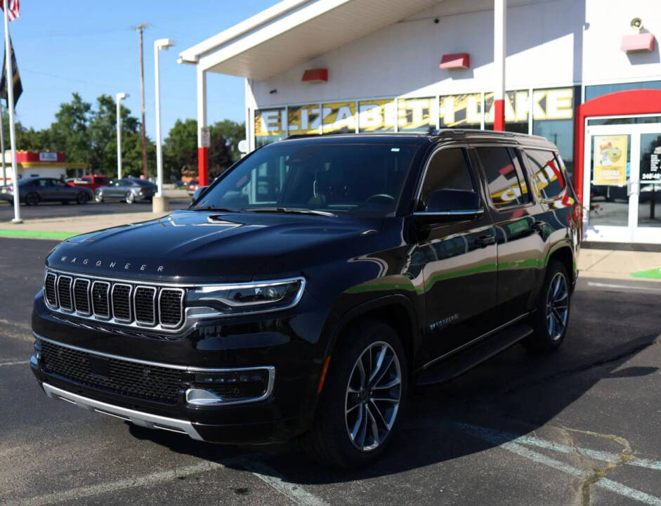 2024 Jeep Wagoneer Series II's photo