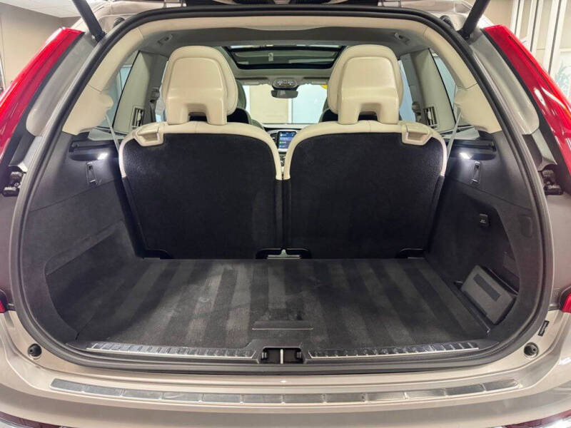 2024 Volvo XC90 B6 Plus Bright Theme 7P