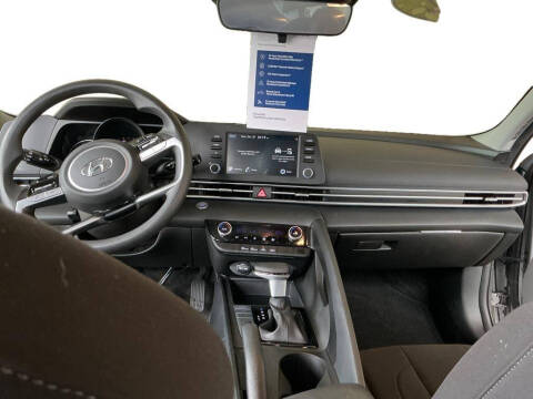 2022 Hyundai Elantra