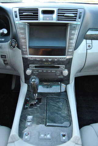 2010 Lexus LS 460